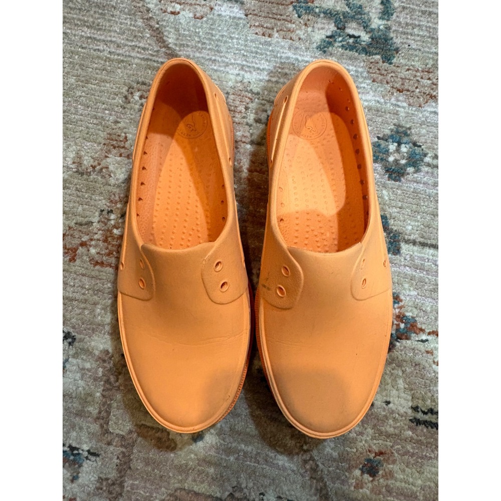 Native Shoes Kids Howard Orange EVA Slip On Loafers Water Shoes Size J3